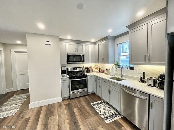 38 Chickatawbut St. #2 Heat Incl Boston (Dorchester) Unit
