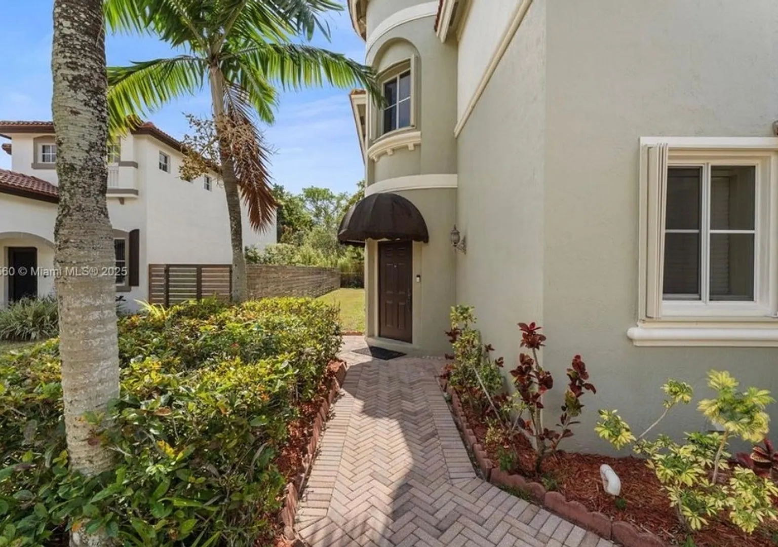 Spacious 5BR House in Homestead — Photo 4