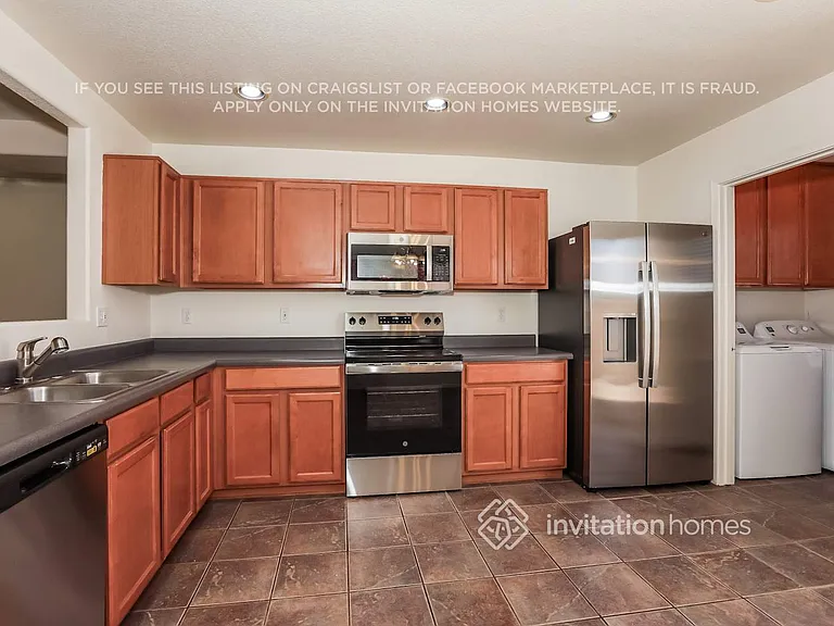 2887 E Cherry Hills Dr — Photo 8