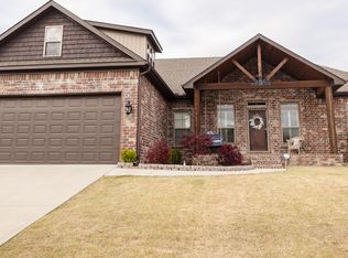 9632 Oak Forest Ln, Sherwood, AR 72120