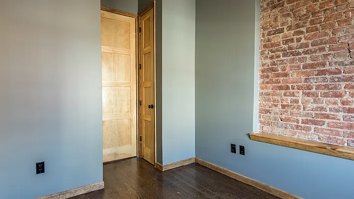 Rented by Nooklyn NYC LLC | media 62