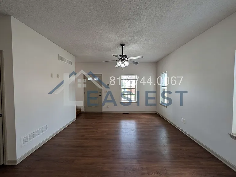 2801 Metropolitan Ave — Photo 3