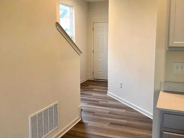14226 Tenbury Way — Photo 10