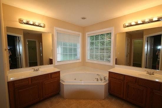 4th image of 107 Millet Dr
