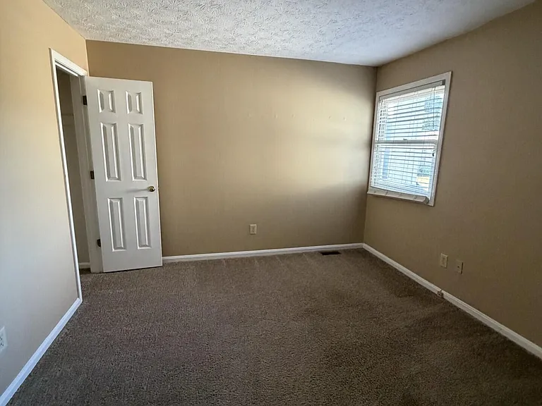 1100 Turkey Foot Rd #5 — Photo 19
