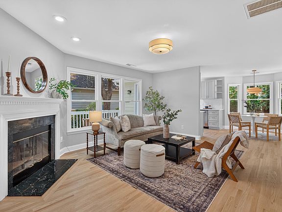 5th image of 307 Berryhill Dr