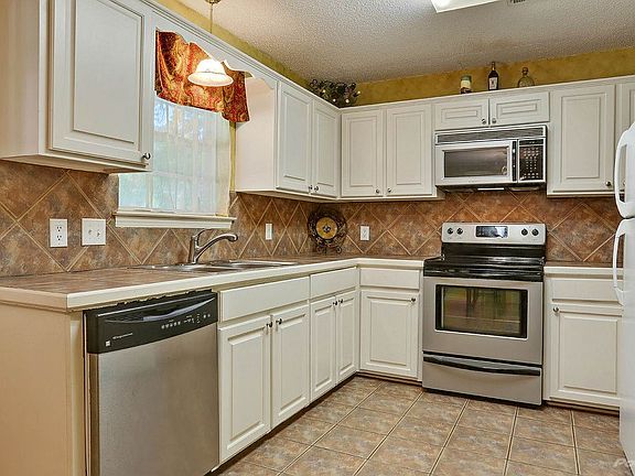 3 Kitchen