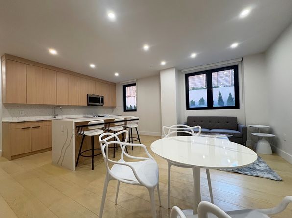 250 Water St #3