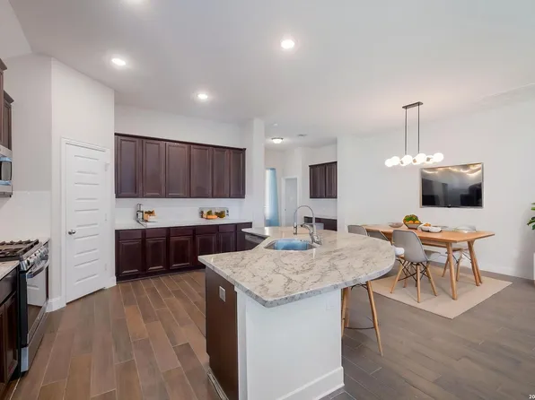 3935 Brazos Bnd, San Antonio, TX 78245