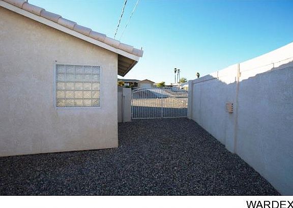 4th image of 2190 Pima Dr N