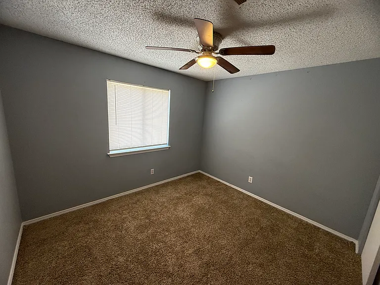 12005 Belfry Park Dr — Photo 15