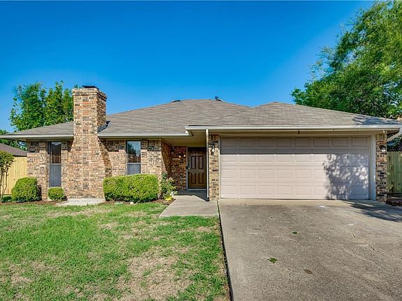 2nd image of 3847 Alto Ave