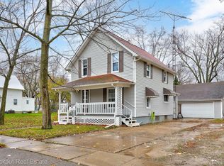 654 Elm St, Mount Morris, MI 48458