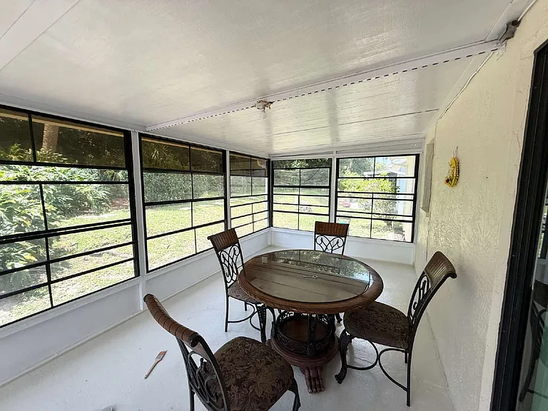6203 Emerson Dr — Photo 8