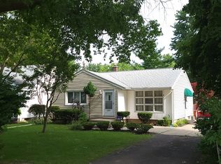 780 Oneida St, Lewiston, NY 14092