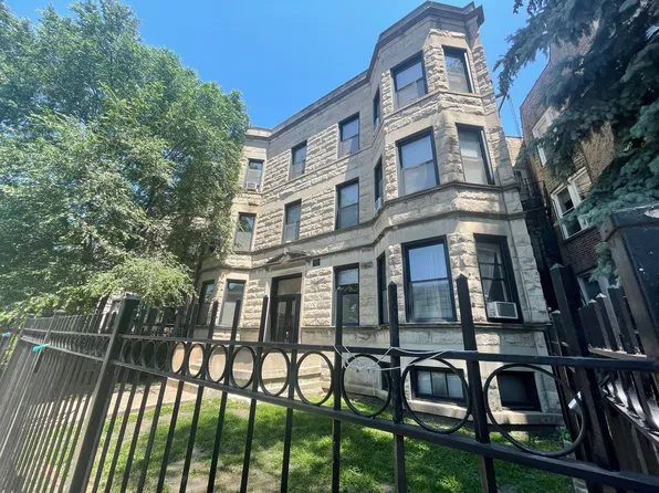 3813 N Wilton Ave APT 1A, Chicago, IL 60613