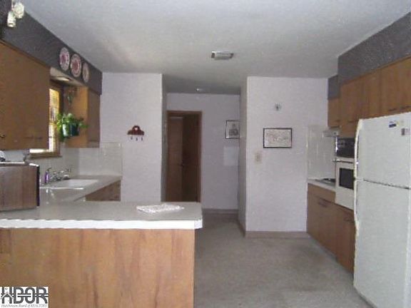 3rd image of 612 W 25th Ave