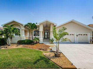 1421 Beach Club Ln, Apollo Beach, FL 33572