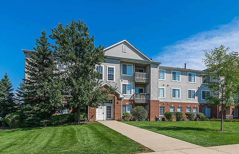 The Meadows Apartments Lakemoor — Photo 2