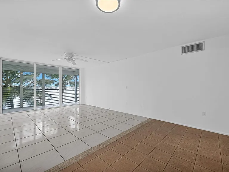 1075 NE Miami Gardens Dr #408 — Photo 23