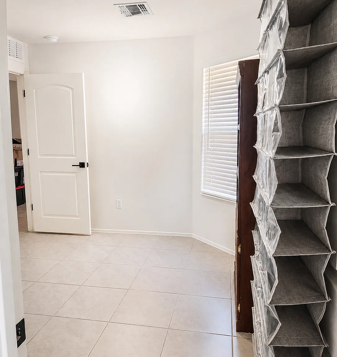 1 bed, 190 sqft, $950 — Photo 3