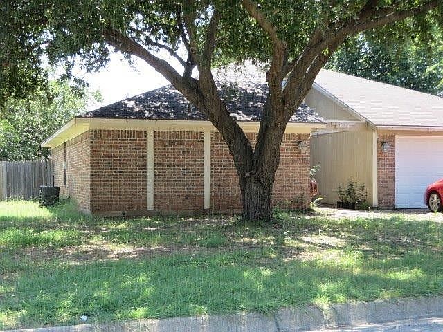 2nd image of 1024 Kane St