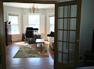 191 Congress Ave #2R, Providence, RI 02907