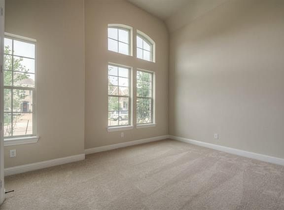 5th image of 3504 Kirkfield Ct