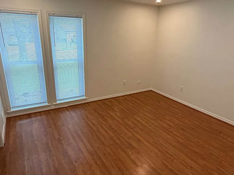 1841 N Seminole Ct — Photo 16