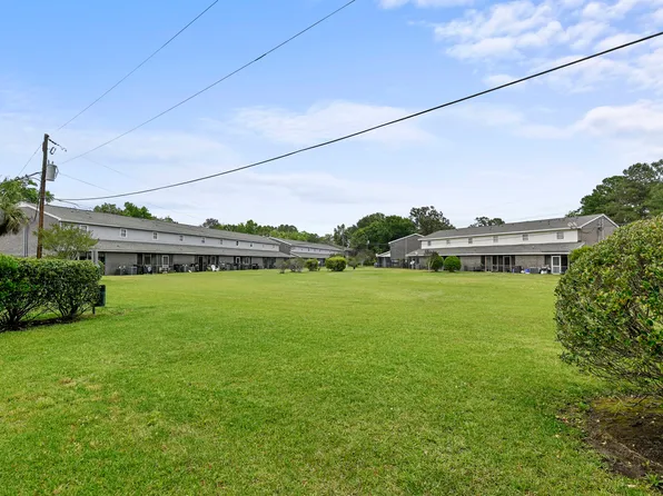 1735 Boone Hall Dr APT K13, Charleston, SC 29407