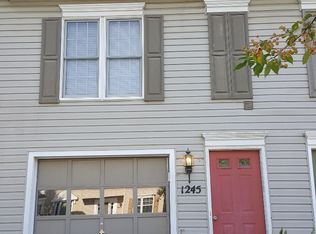 1245 Meadowbrook Dr, Canonsburg, PA