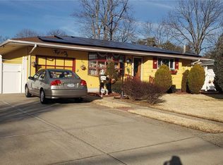 49 Van Cedar St, Brentwood, NY 11717