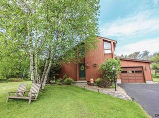 652 McKay Rd, Amsterdam, NY 12010