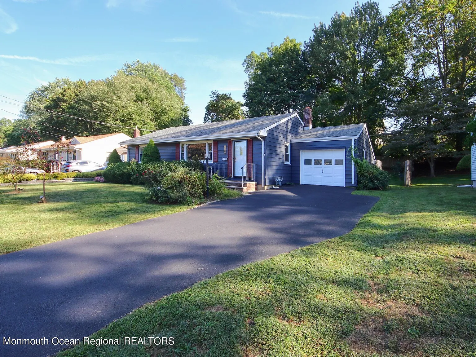 3 bed, 864 sqft, $3,500 — Photo 4