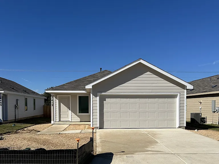 1417 White Willow — Photo 1