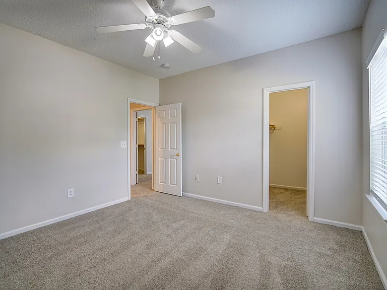 Bristol Park Apartment Homes — Photo 70