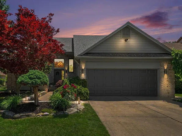48710 Lafayette Dr, Macomb, MI 48044