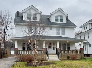 2407 Woodmere Dr, Cleveland Heights, OH 44106