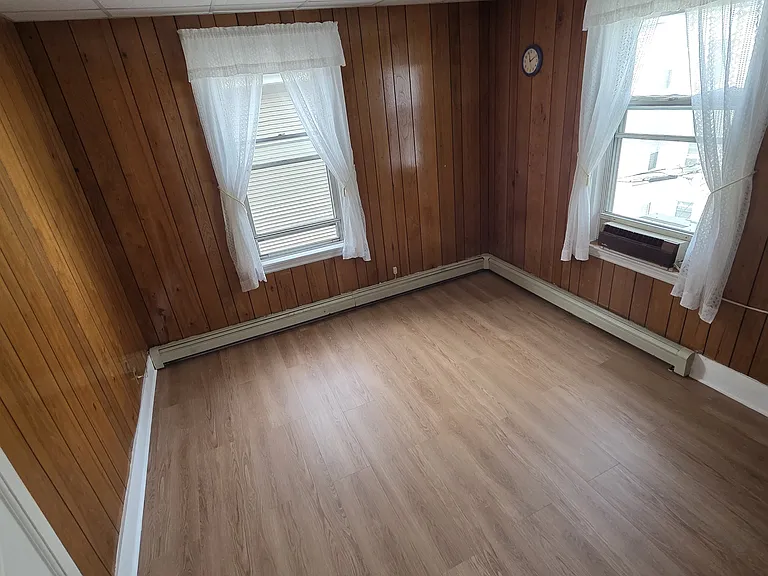 18 Weld Hill St #2 — Photo 15