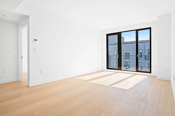 Rented by Oxford Property Group | media 24