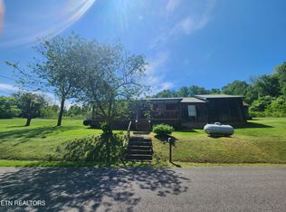 835 Nance Rd, Rutledge, TN 37861