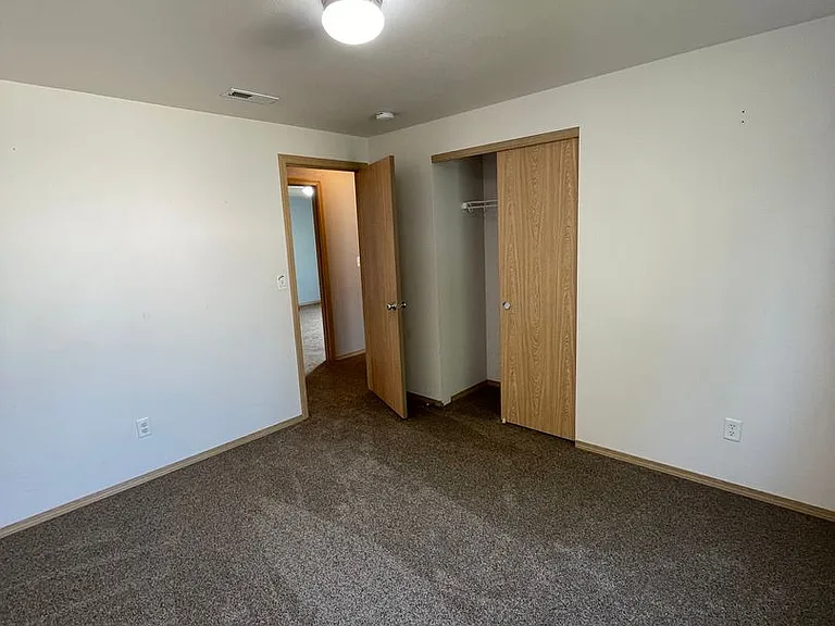 1900 Leanne Ave — Photo 19