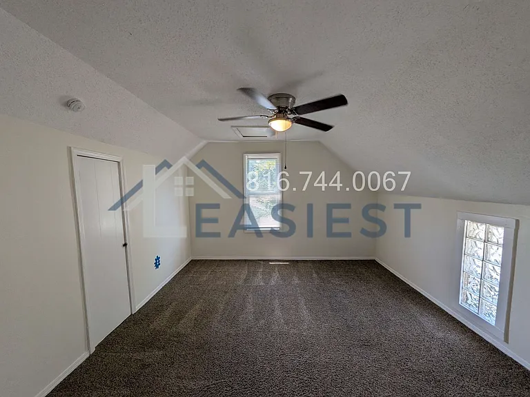 623 Northrup Ave — Photo 12