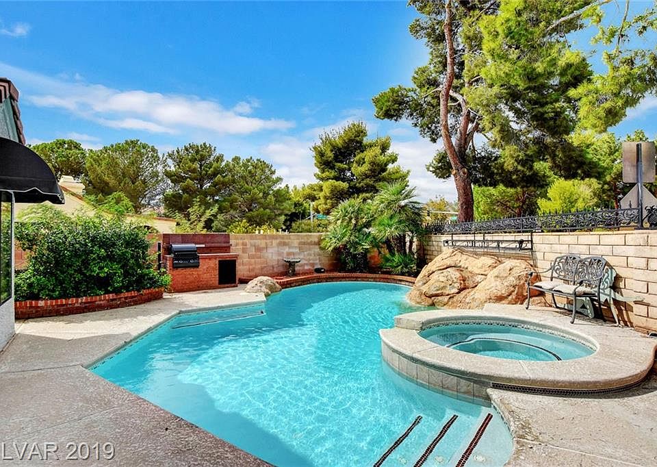1st image of 9100 Dolphin Cove Ct