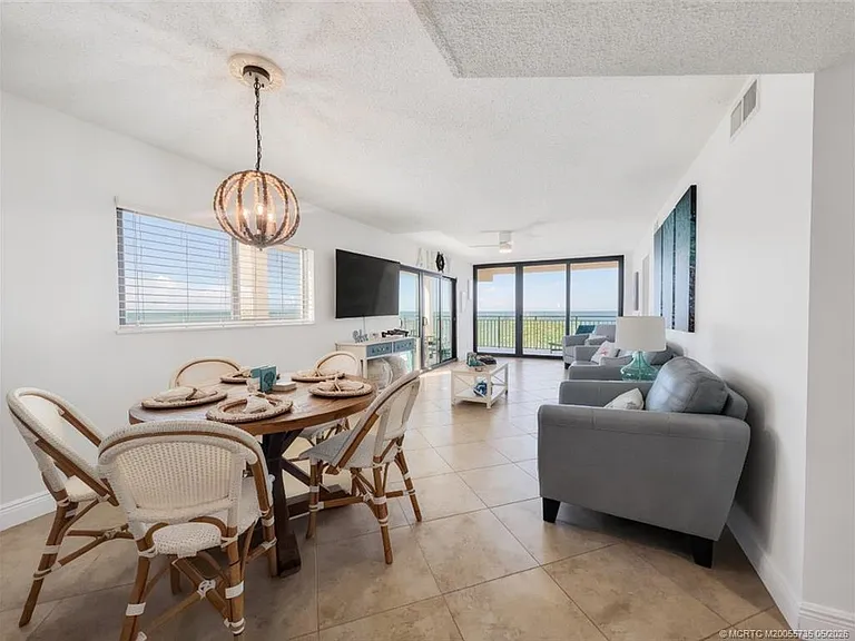 10102 S Ocean Dr #401A — Photo 8