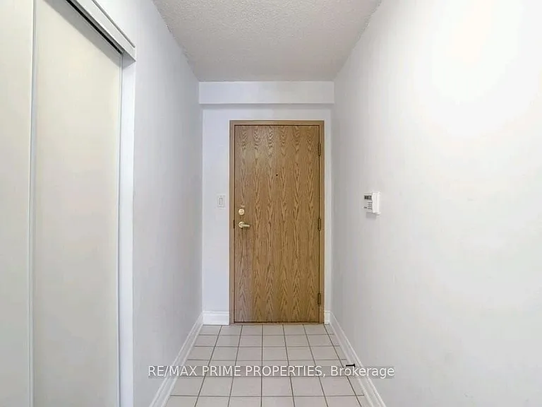 88 Corporate Dr #1201 — Photo 13
