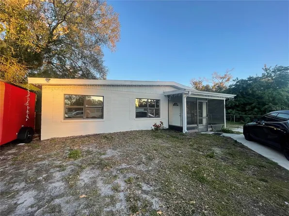 235 W Cornelius Cir, Sarasota, FL 34232