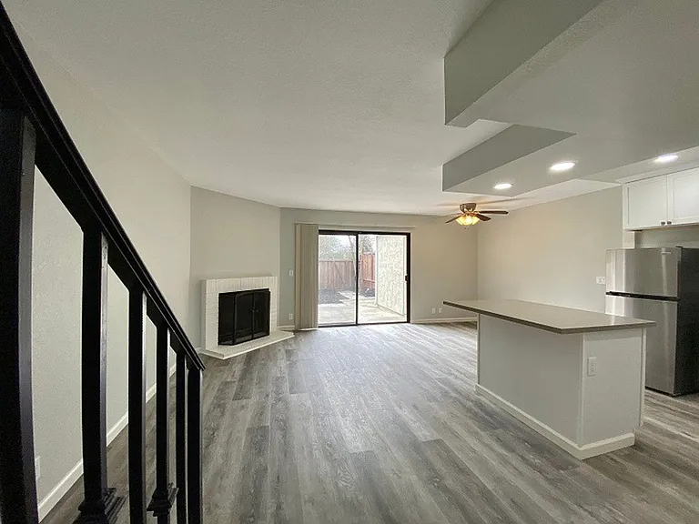 Adobe Creek Apartments — Photo 7