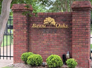 112 Bayou Oaks Cir, Greenville, MS 38701