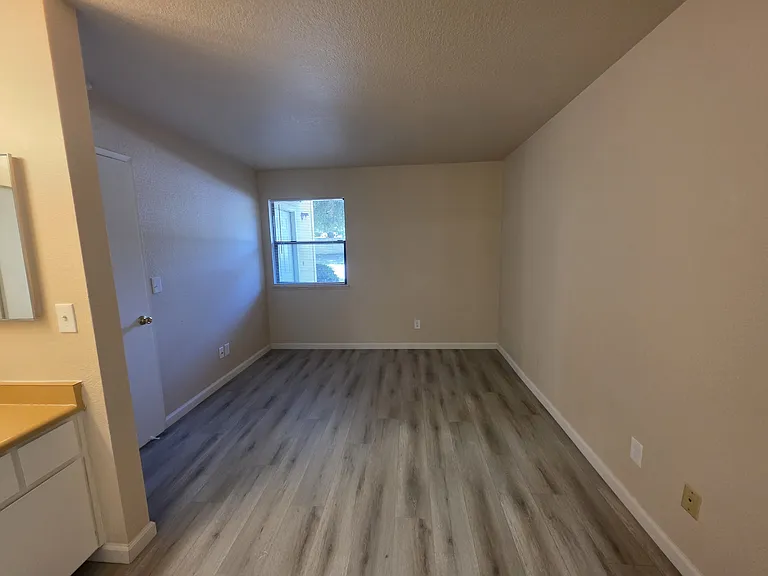 1707 Pyrenees Ave #98 — Photo 8